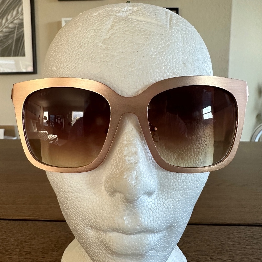 Dragon Diffusion Rose Gold Sunglasses